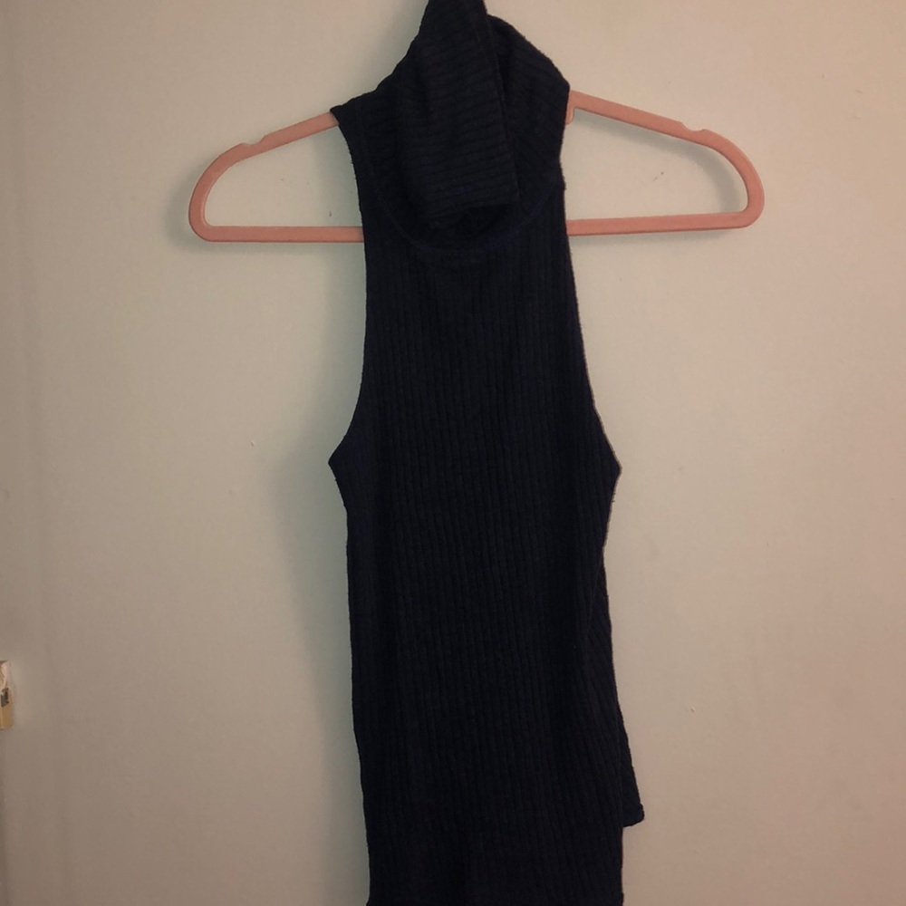 Turtleneck cutoff